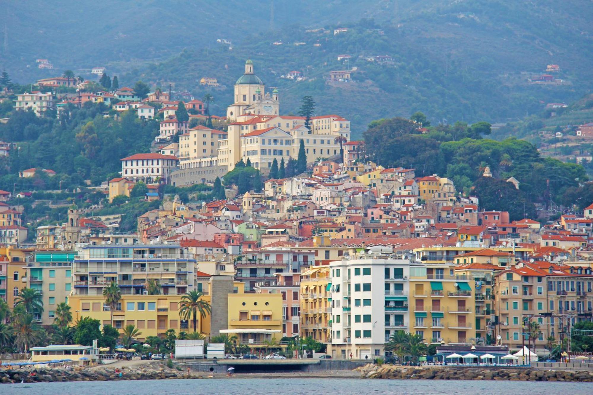 Caratteristico Appartamento In Centro - Happy Rentals San Remo Zewnętrze zdjęcie